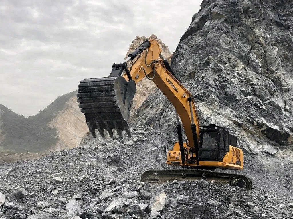 Máy Xúc Đào Bánh Xích LiuGong CLG952EHD - Giải Pháp Tối Ưu Cho Công Trình Nặng